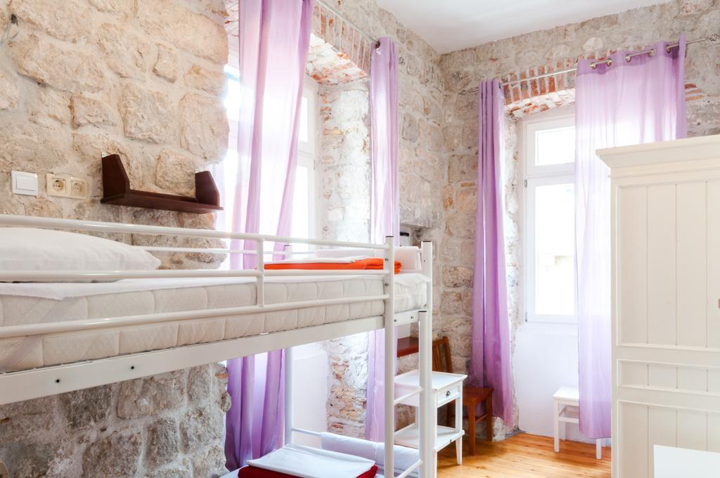 Old Town Hostel دوبروفينك المظهر الخارجي الصورة