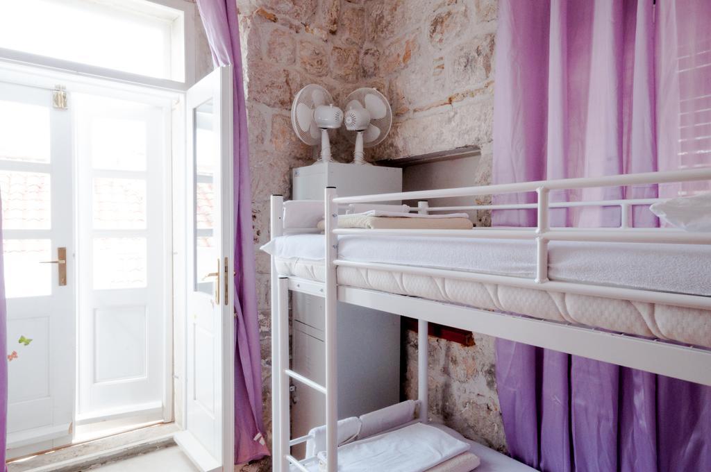 Old Town Hostel دوبروفينك المظهر الخارجي الصورة