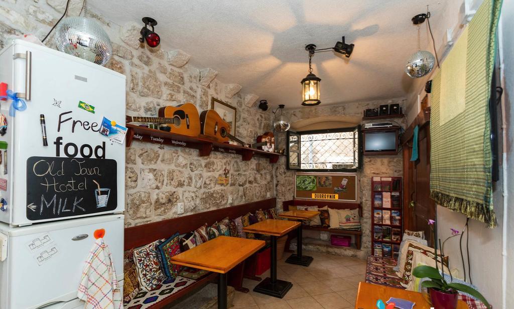 Old Town Hostel دوبروفينك المظهر الخارجي الصورة