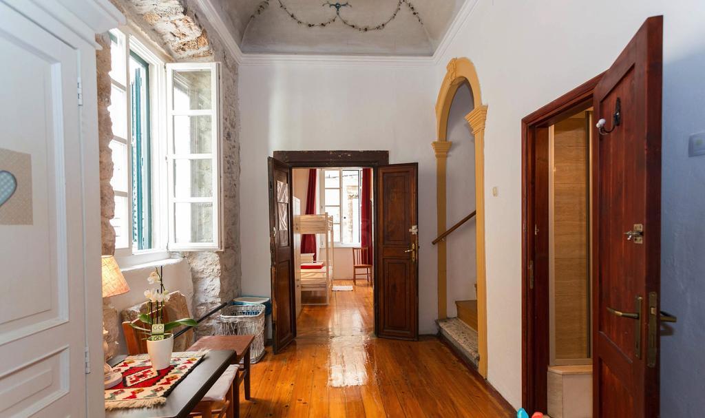 Old Town Hostel دوبروفينك المظهر الخارجي الصورة
