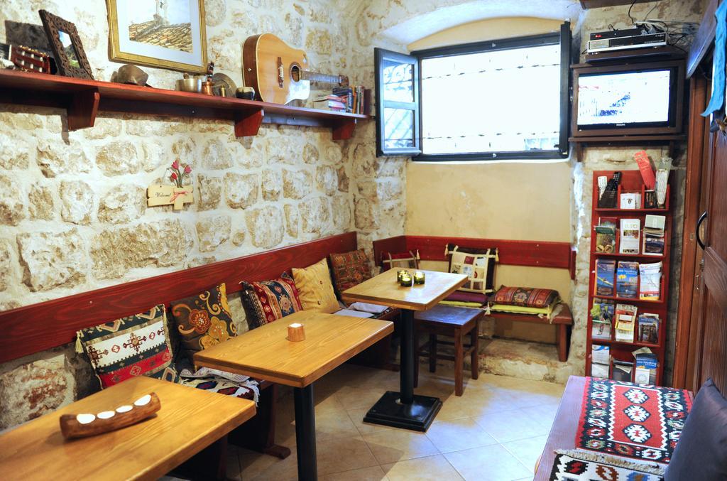 Old Town Hostel دوبروفينك المظهر الخارجي الصورة